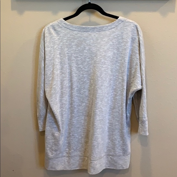 Gray v neck shirt with pocket - Picture 2 of 3